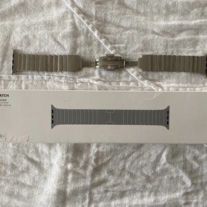 Apple Watch 38mm Silver Link Bracelet (Stainless Steel)
